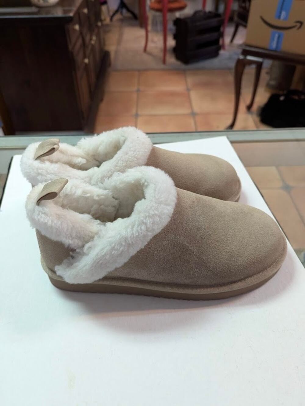Koolaburra by UGG Burree Slippers Tan Chestnut Size 7 Faux Fur Lined